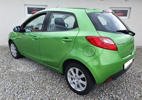 Mazda 2 cena 17700 przebieg: 190000, rok produkcji 2008 z Łazy małe 379